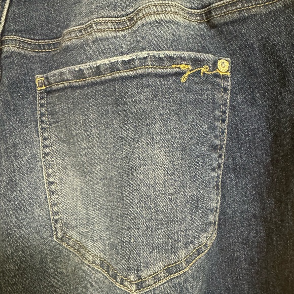 Gemma Rae Jeans - Picture 4 of 5